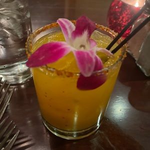 Meet your Posher, Nelly